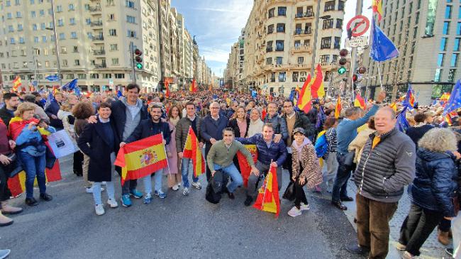 El PP de Almería se une a la concentración por la igualdad en Madrid