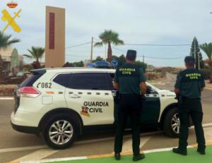 Un Guardia Civil fuera de servicio salva la vida de un hombre durante las fiestas de Palomares