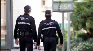 La Policía Local de Roquetas de Mar atendió en 2021 cerca de 11.000 avisos con el 112