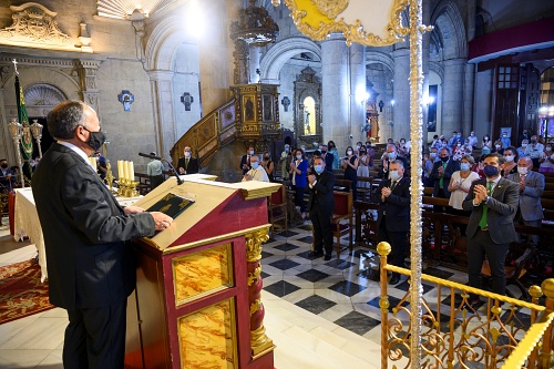 Juan Antonio Pérez Martínez pronuncia el pregón de la Virgen del Mar destando su vinculación con Almería