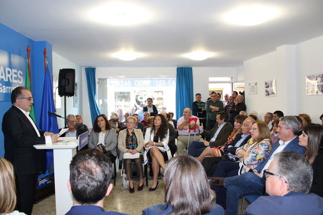 Hernando y Amat piden el voto al PP en Garrucha para que sea escuchada en Madrid