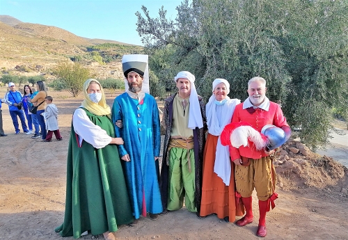 Padules se echa a la calle para disfrutar de la Recreación de la Paz de las Alpujarras