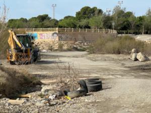 El PSOE informará al Seprona de la suciedad del cauce del Andarax