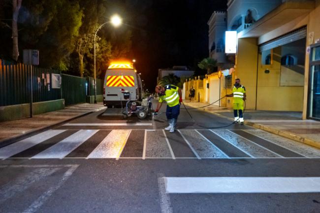 El Ayuntamiento de Roquetas de Mar pone a punto los centros educativos