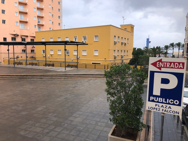 El Ayuntamiento encarga la redacción del proyecto para remodelar la Plaza López Falcón