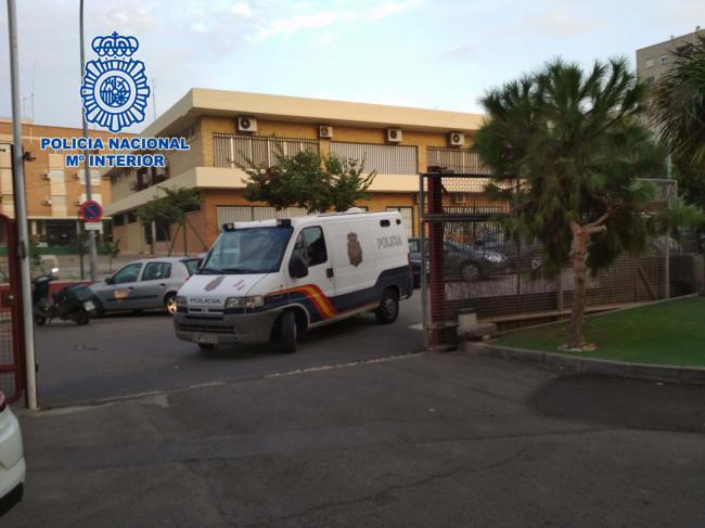 La Policía Nacional detiene en Almería a un fugitivo reclamado por Letonia