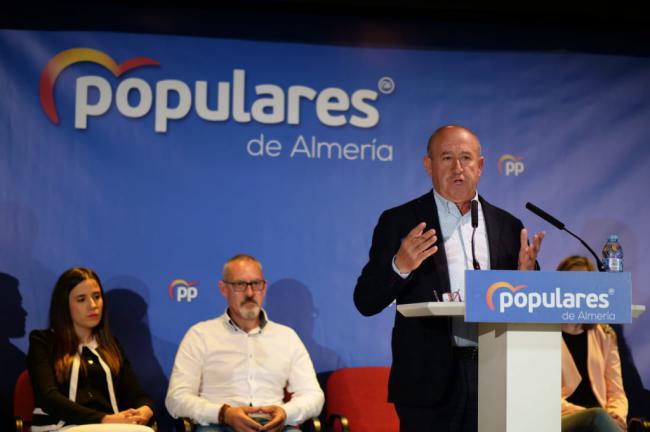 Antonio Torres lidera la lista del PP en Abrucena