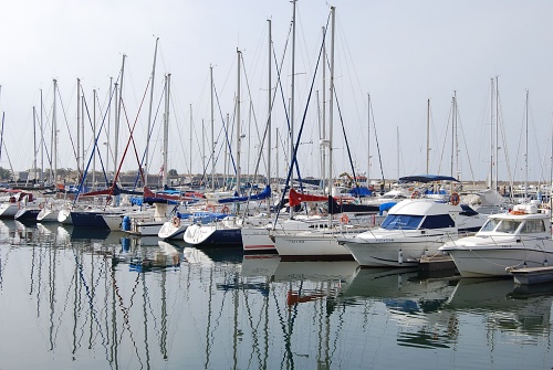 La Junta licita por 3,3 millones el combustible para los puertos andaluces