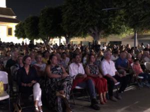 La Plaza de la Constitución acoge una noche flamenca para el recuerdo en Huércal de Almería