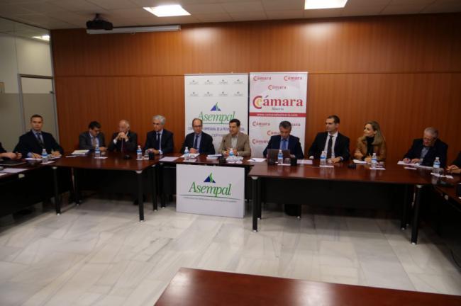 Los empresarios de Almeria se reunen con Juanma Moreno