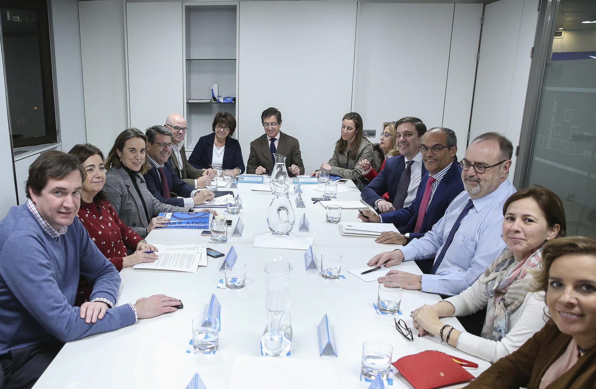 Matarí se reune con los consejeros de Educación del PP