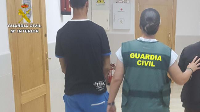 Detenidos dos vecinos de Palomares de 17 y 18 años por robar en el mismo municipio