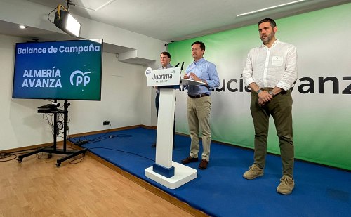 El PP finaliza la campaña pidiendo el voto de Almería para Juanma Moreno