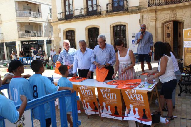 El Ayuntamiento de Vera celebra una jornada contra el racismo y la xenofobia