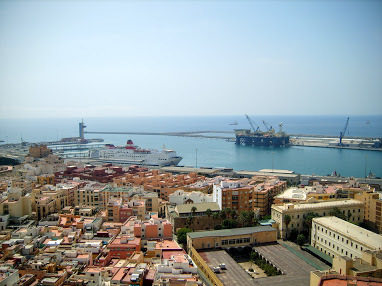 El buque escuela italiano 'Amerigo Vespucci' atraca este sábado en Almería dentro de su instrucción