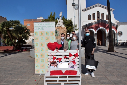 Los comerciantes de La Cañada potencian San Valentín con ‘regalos sin fin’