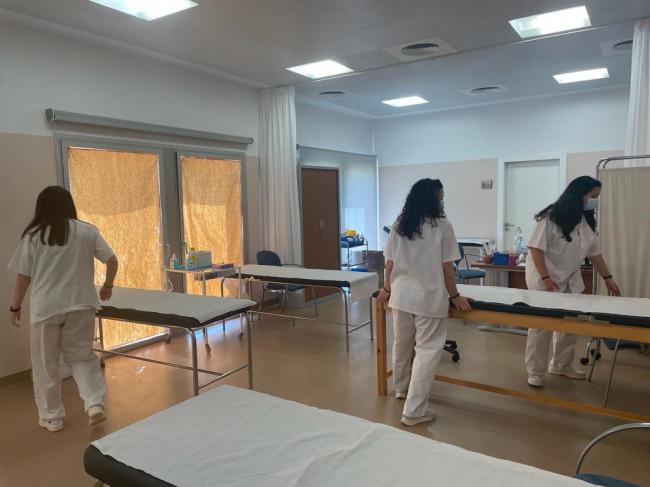 Distrito Sanitario Almería refuerza el servicio de fisioterapia