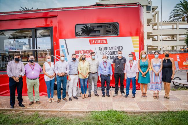 La Vuelta se despide de la provincia de Almería desde Roquetas