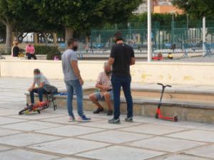 Policía Local de paisano para controlar la normativa #COVID19 en El Ejido