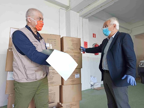 La Subdelegación del Gobierno distribuye 221.022 mascarillas en Almería