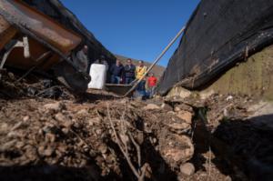 Maquinaria de la Diputación trabaja en limpieza de carreteras afectadas por la DANA