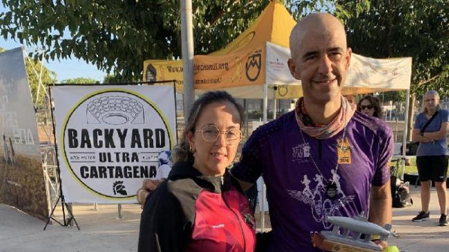 El “runner solidario” de Vícar, Tractorman, gana por segunda vez la 'Backyard Ultra' de Cartagena