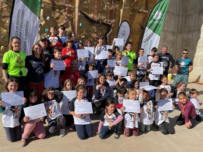 El rocódromo de Berja acoge la VIII prueba provincial CADEBA de Escalada de dificultad