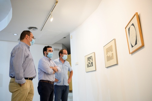 Exposición dedicada a José Ángel Valente en Espacio 2