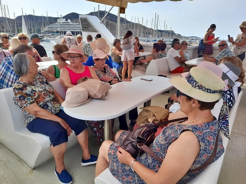 La Escuela de Adultos “Paloma de la Paz” de Pulpí visita Cartagena