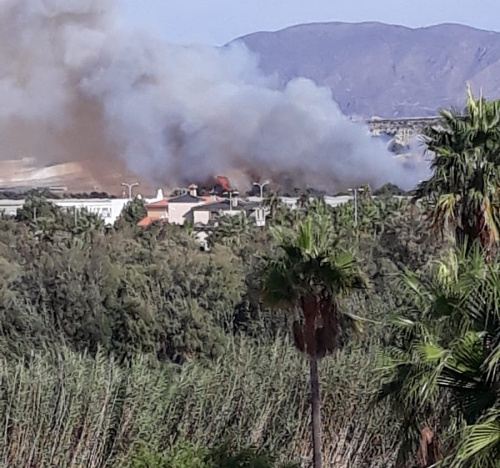 Extinguido el incendio de Almerimar