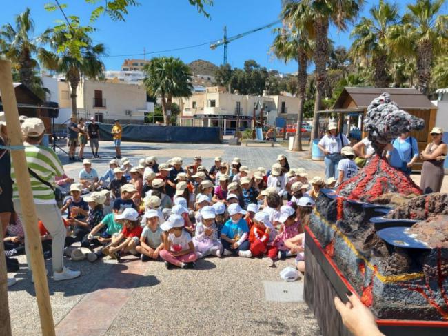 Los volcanes centran las actividades infantiles de las fiestas de primavera en San José