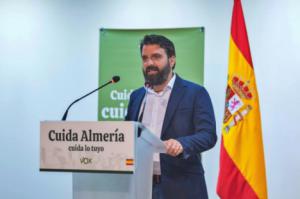 Vox se compromete con la limpieza de Almería