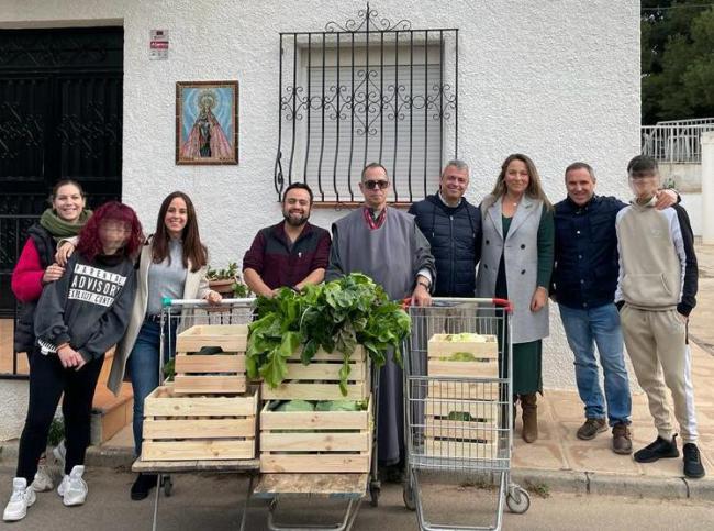 Menores infractores donan 60 kilos de verduras a personas sin hogar