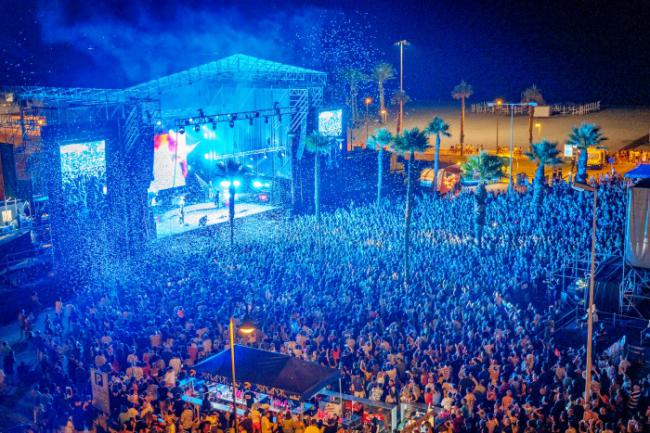 Viva Suecia triunfa en el Pulpop Festival en Roquetas de Mar que reunió a 20.000 personas