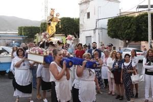 Las 80 viviendas rinden honor a la patrona de los marineros