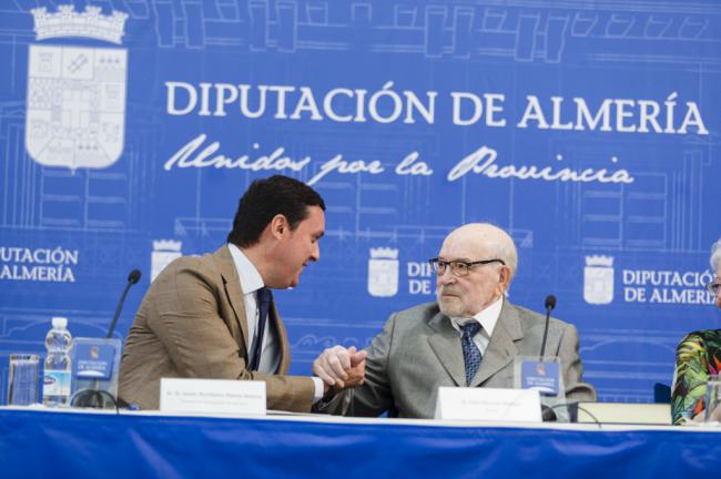 Diputación homenajea al pintor Julio Visconti