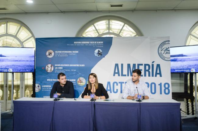 El ‘Open de Pesca en Kayak’ del programa Almería Activa reúne a 240 visitantes de todo el país