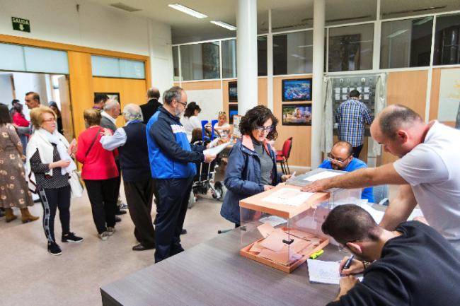 Cambios en los colegios electorales de Almería en el 9J