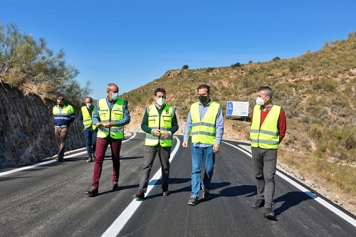 Diputación asfalta y renueva las carreteras de 10 municipios de la provincia