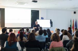 Fernando Cayo da una clase magistral sobre cómo ‘Interpretar para la cámara’ en el séptimo arte