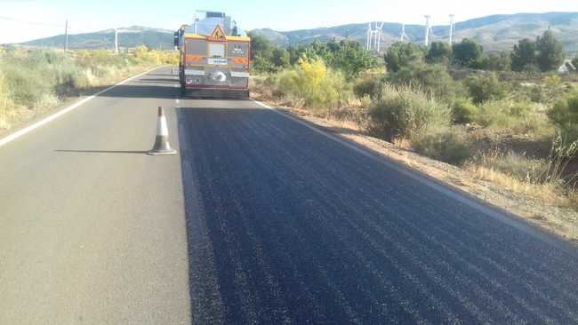 Diputación mejora más tres kilómetros de la AL-5405 que une Abla con Granada a través de Escúllar