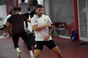 El Almería centra el entrenamiento en rematar y defender