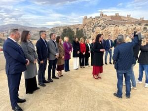 La alcaldesa de Almería promete un futuro ideal para la ciudad en su mensaje navideño