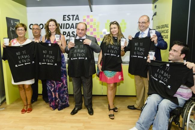 “Esta oportunidad no pasa todos los días”, el roadshow de Fundación ONCE llega a Almería para acercar a los jóvenes con discapacidad al empleo