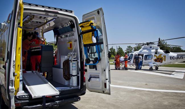 Evacuan en helicóptero a un trabajador tras golpearse la cabeza con una máquina en Antas