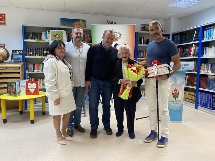 Homenaje a la primera bibliotecaria de Pulpí