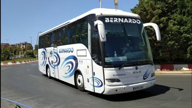 Apedrean en Barranquente los autobuses de Bernardo