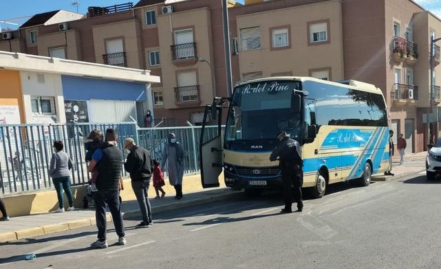 El Ayuntamiento De Vícar inspeccionará autobuses escolares