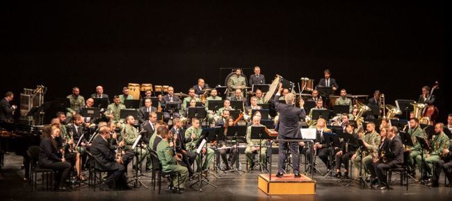 La Banda Sinfónica Municipal y la Legión comparten un Concierto de Navidad