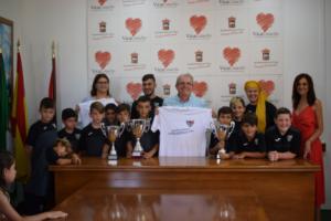 Antonio Bonilla Recibe A Los Benjamines Del CD Vícar, Campeones De Andalucía De Fútbol Sala